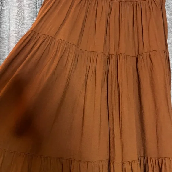 Old Navy Tiered Button Front A-Line Brown Midi Skirt in Size Large - Picture 11 of 13